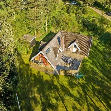 Hébergement de vacances Niesina - 600m To The Fjord By Interhome Højslev
