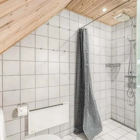 Niesina - 600m To The Fjord By Interhome Højslev